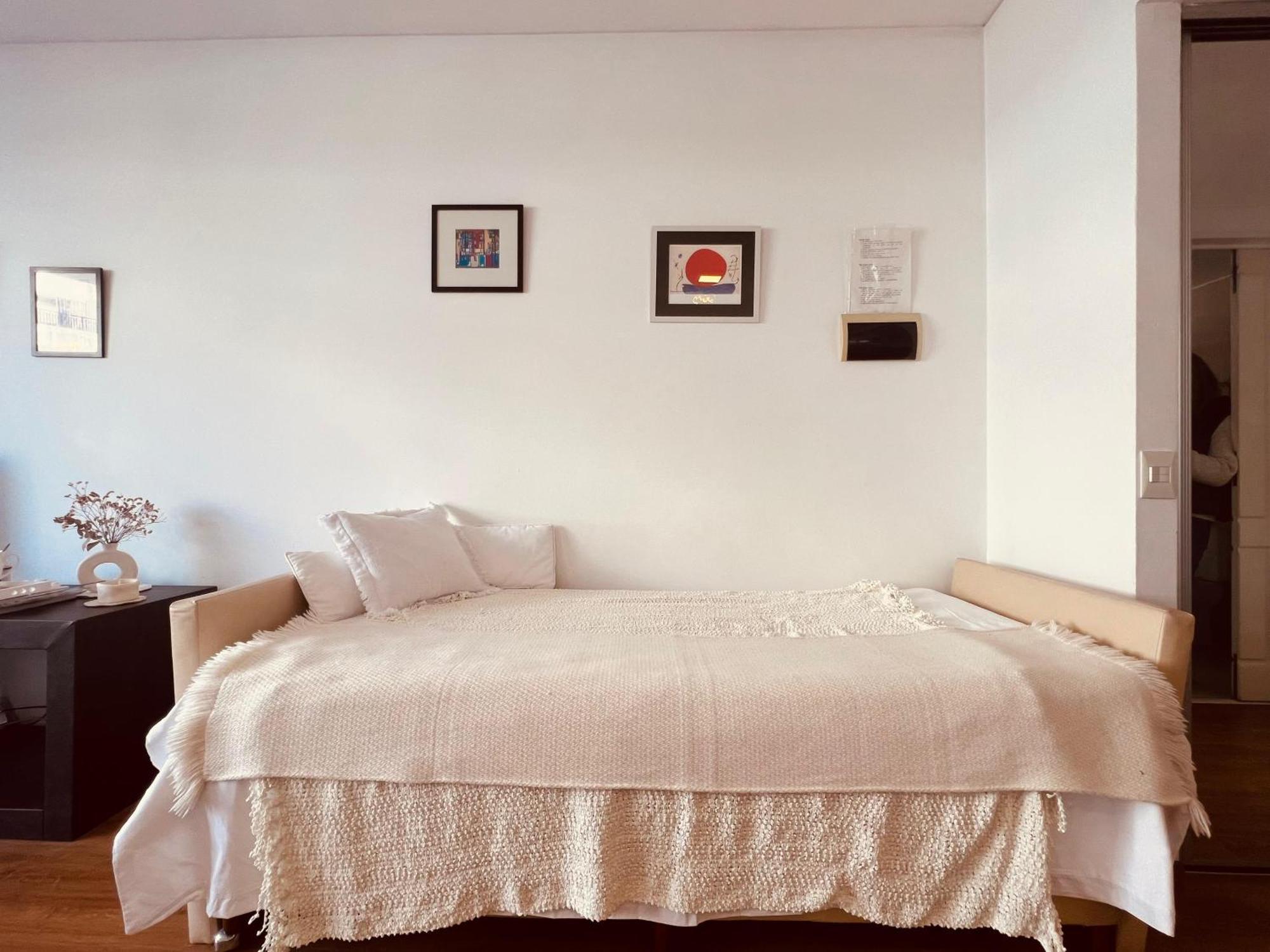 Apartamento Moderno Y Amplio Departamento En Torre De Lujo Sobre La Calle Cabello Buenos Aires