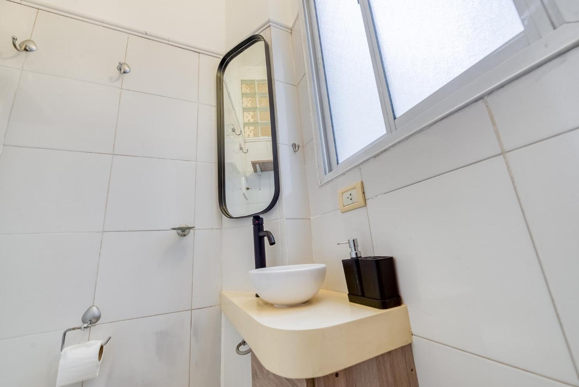Apartamento Departamento Centrico Y Remodelado En Recoleta - Teatro Colon *