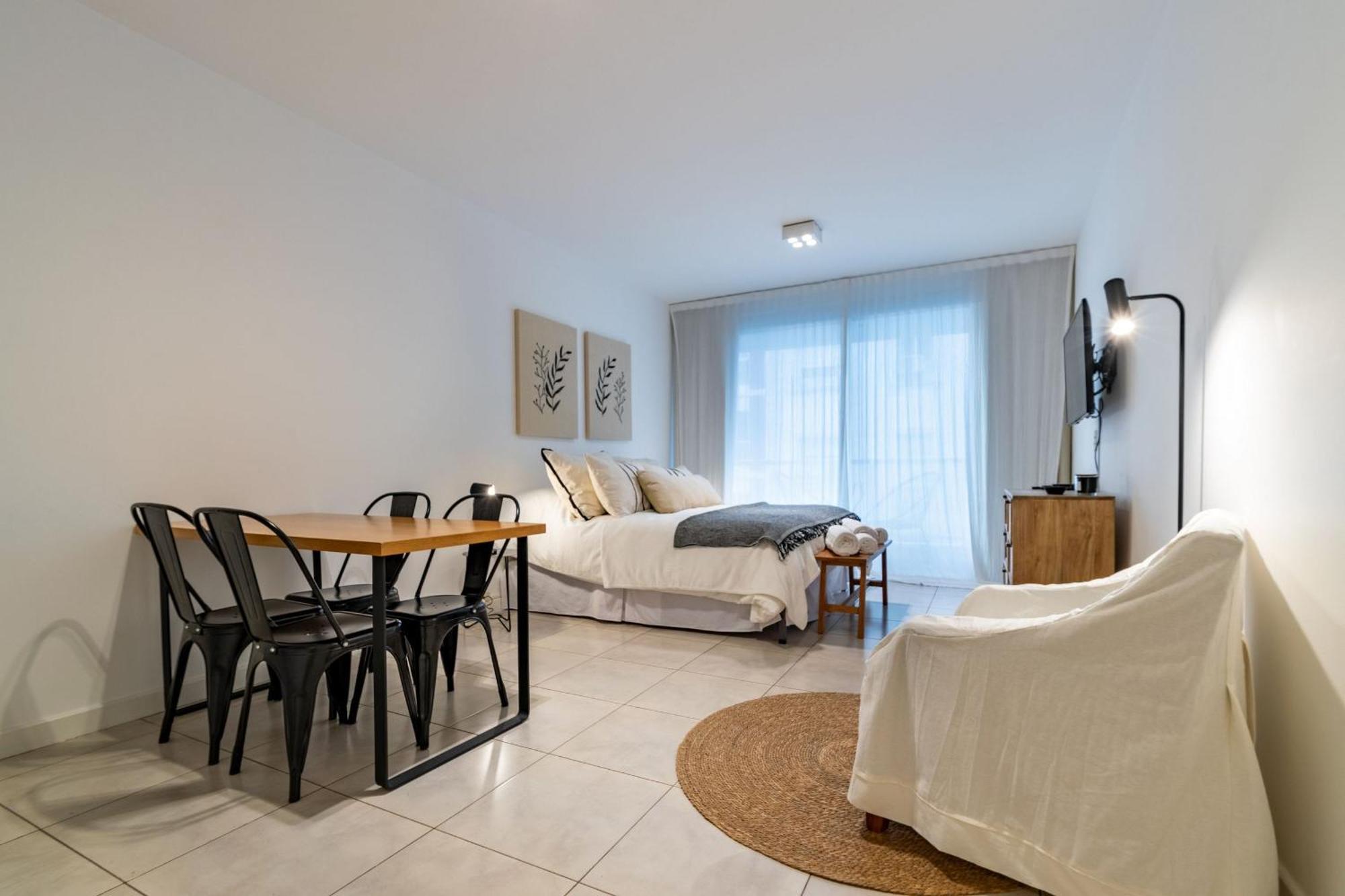 Moderno Y Calido Estudio En Recoleta *