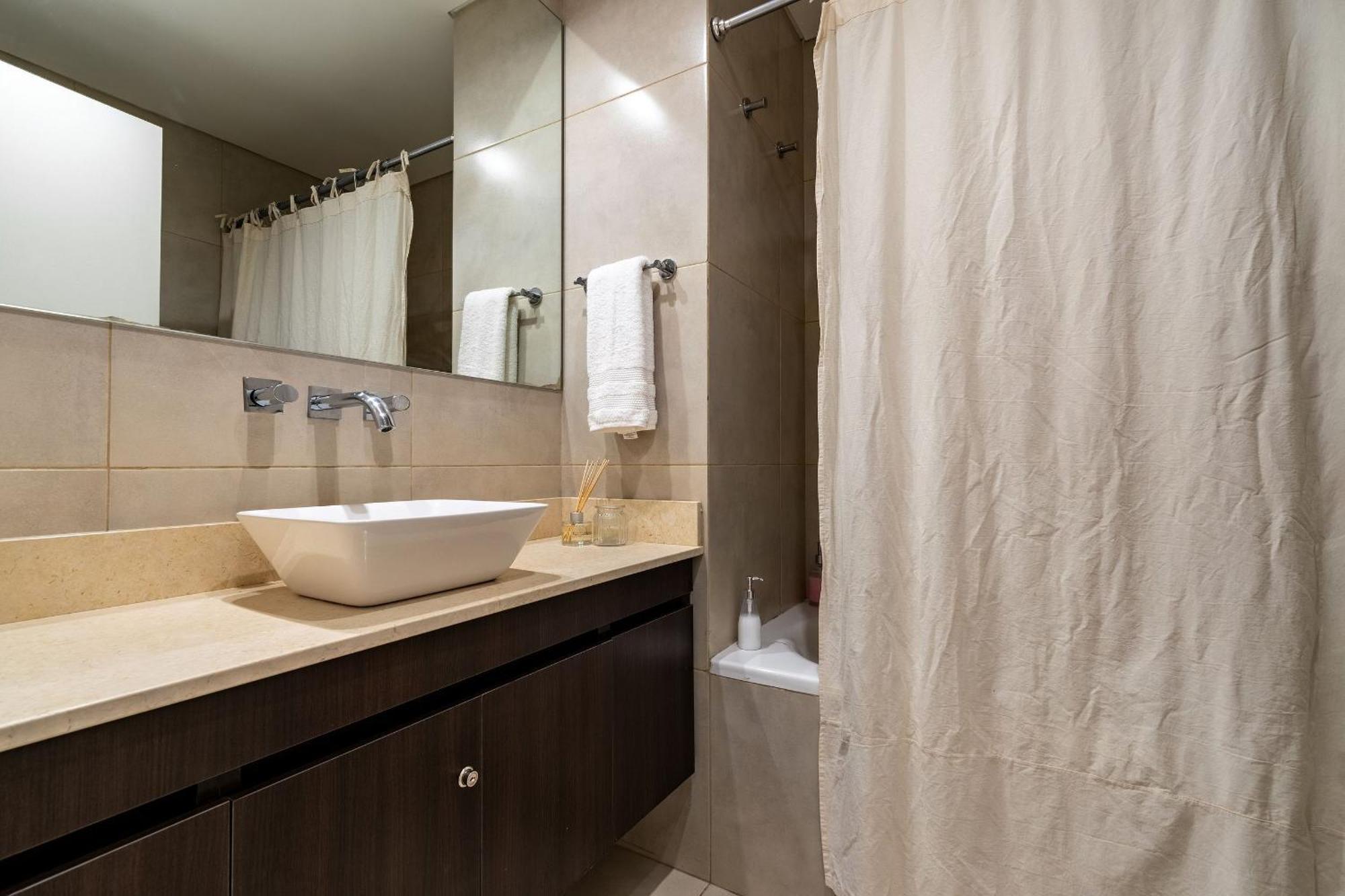 Apartamento Moderno Y Calido Estudio En Recoleta *