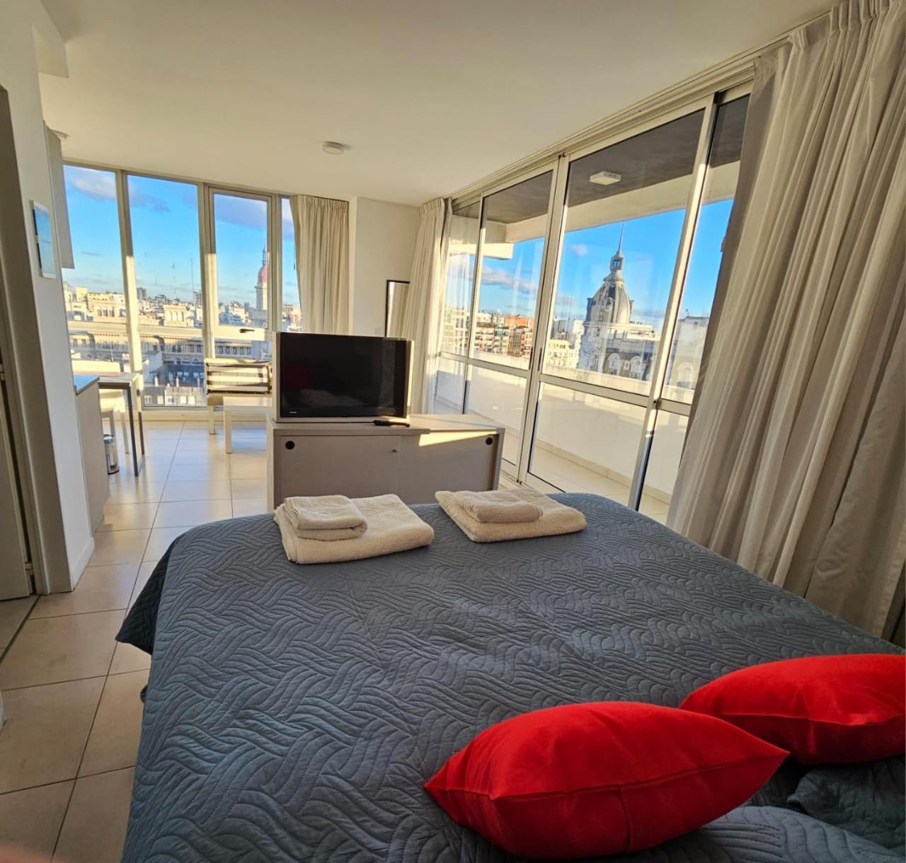 La Mejor Vista De Buenos Aires!!! Seguridad 24hs, Piscina, Laundry!!! Apartment