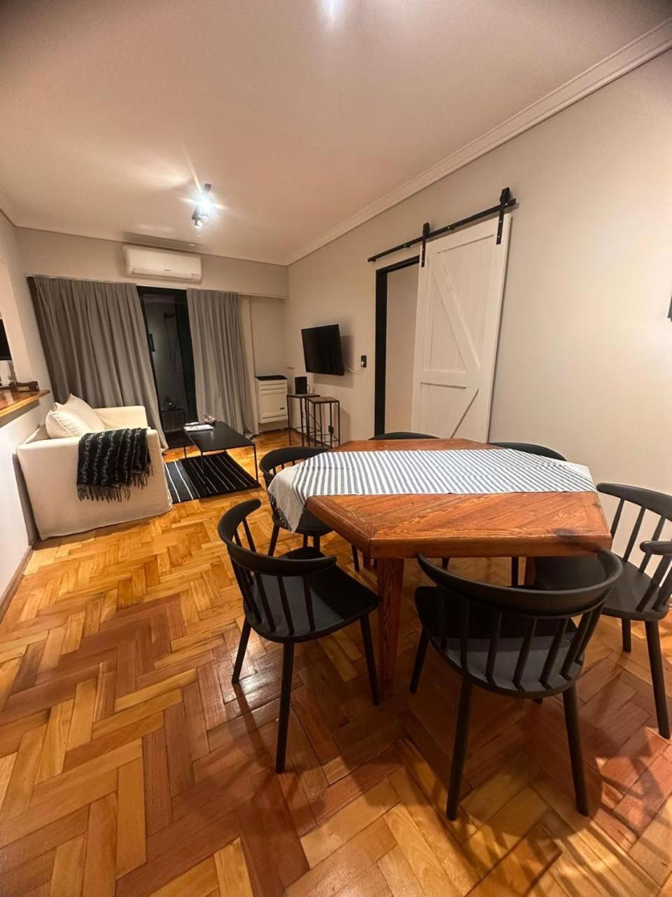 Recoleta, 3 Ambientes Con Cochera Apartamento