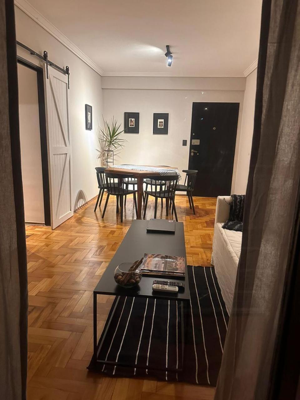 Recoleta, 3 Ambientes Con Cochera Apartamento