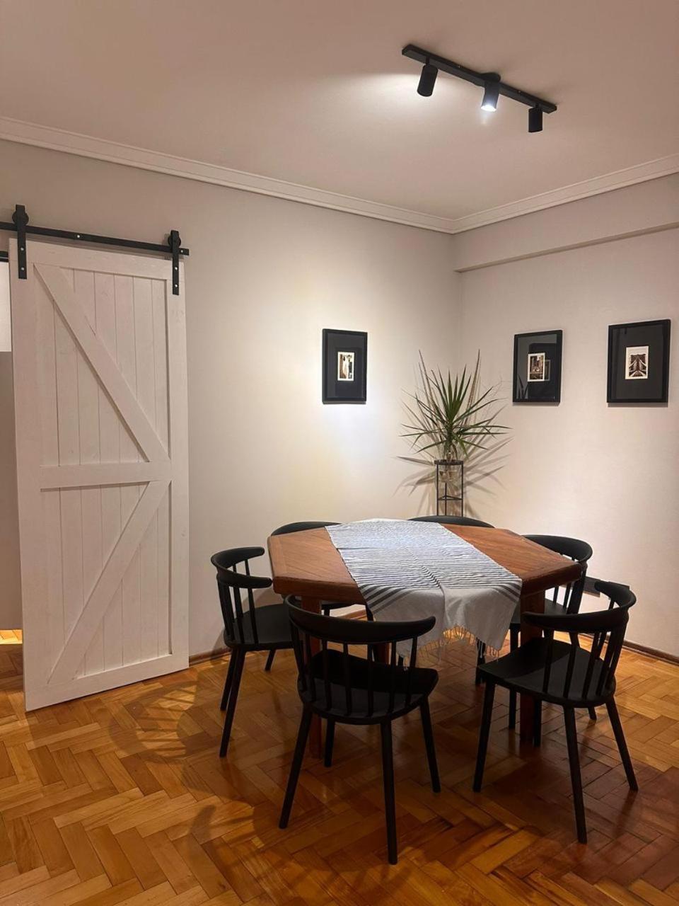 Apartamento Recoleta, 3 Ambientes Con Cochera *