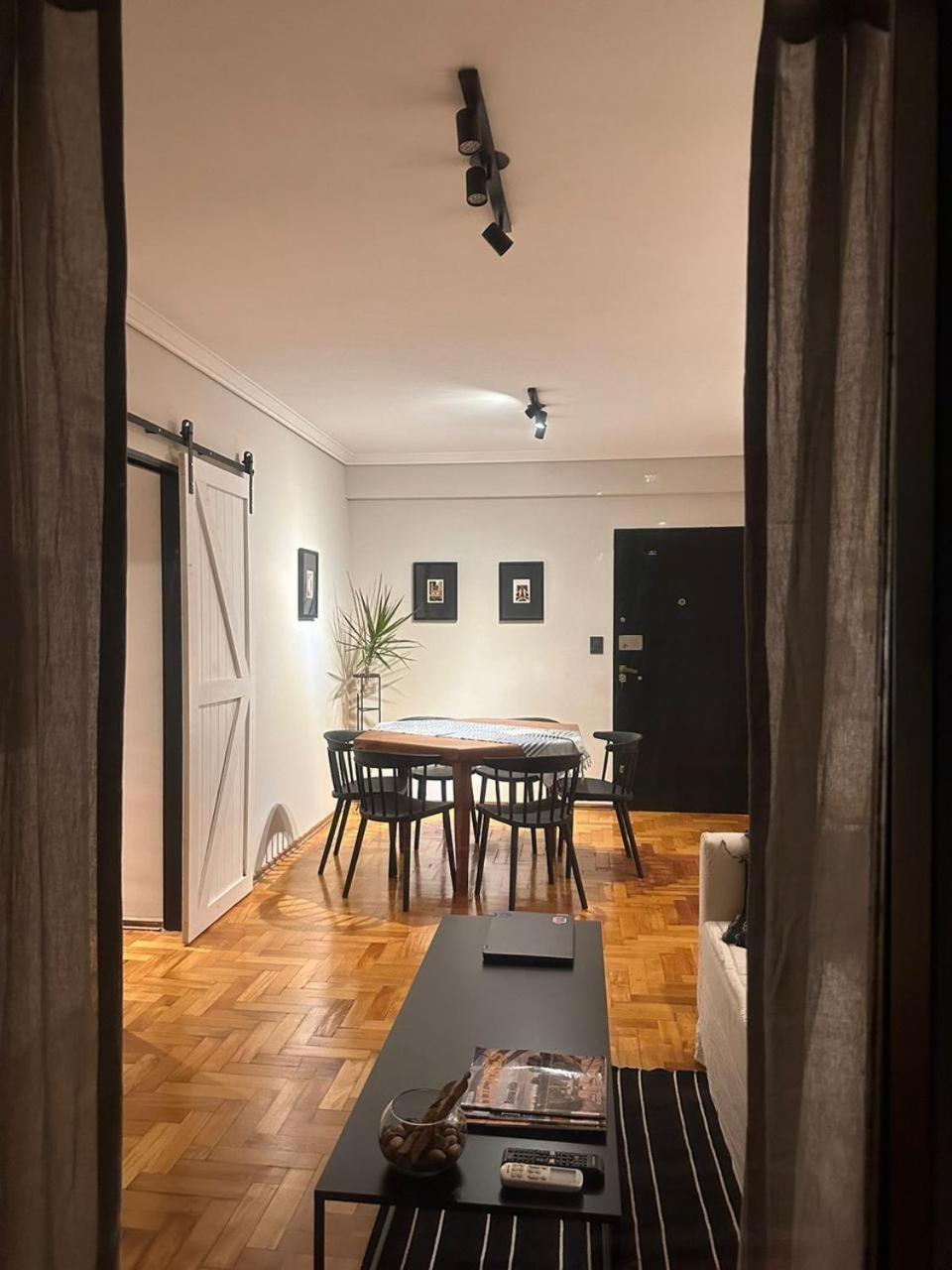 Recoleta, 3 Ambientes Con Cochera Apartamento Ciudad Autónoma de Buenos Aires