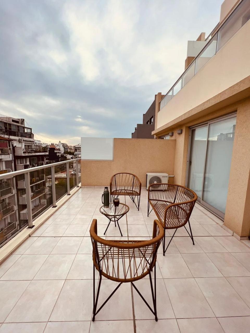 Apartamento Hermoso Y Amplio Departamento En La Mejor Zona De Sobre La Calle Paraguay Buenos Aires