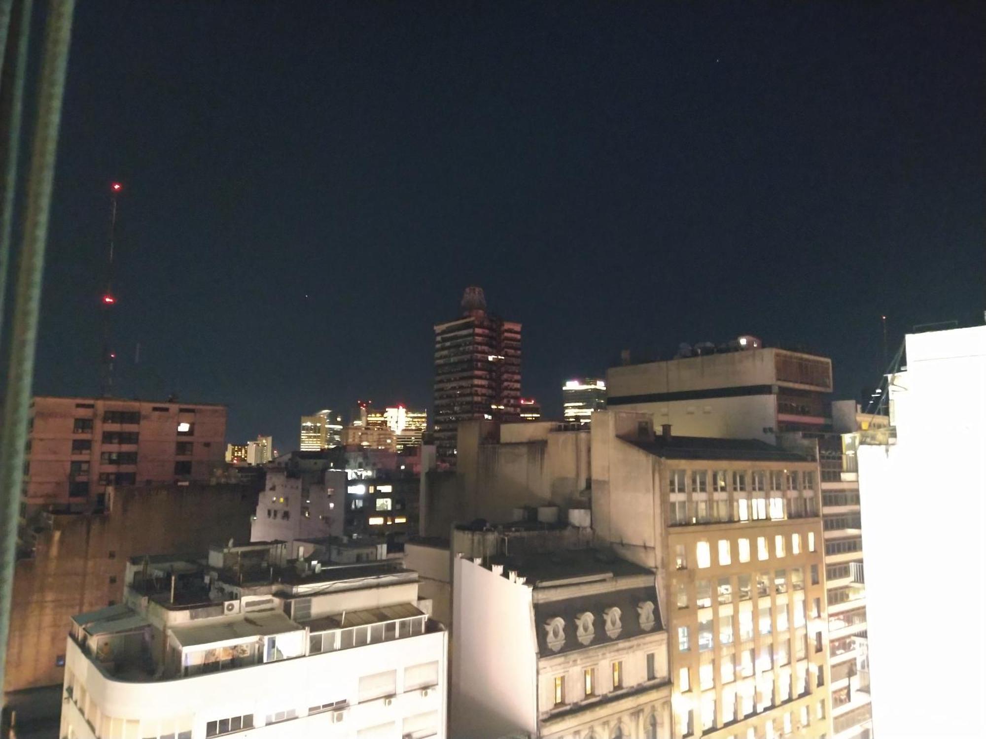 Apartamento Departamento Luminoso En El Centro De *