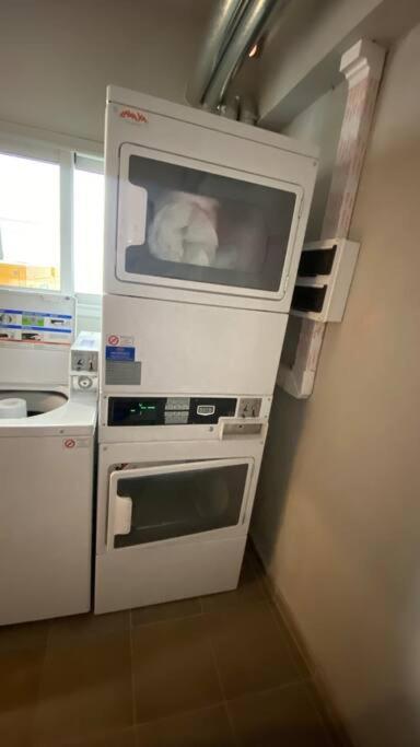 Mono En Palermo Hollywood Gym Laundry Jacuzzi 100mts Mercado De Pulgas Apartamento