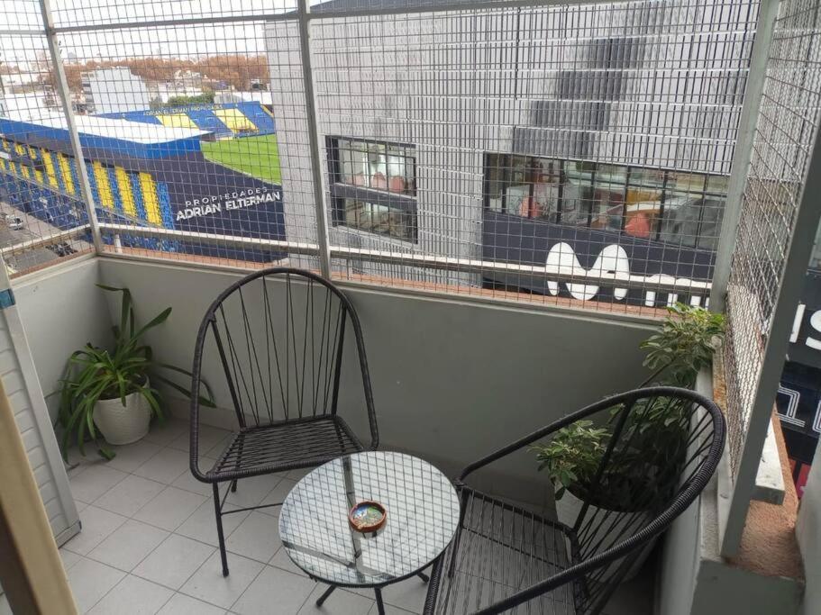 Apartamento Crespo Balcon Cochera Frente Movistar Arena *