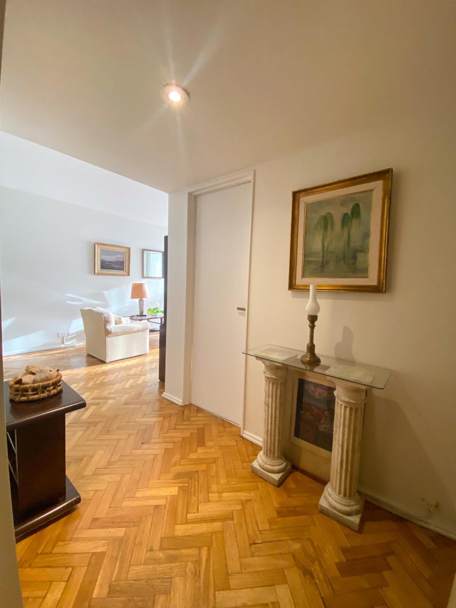 Rentup - Elegancia Y Comodidad En Recoleta Departamento Con Balcon *