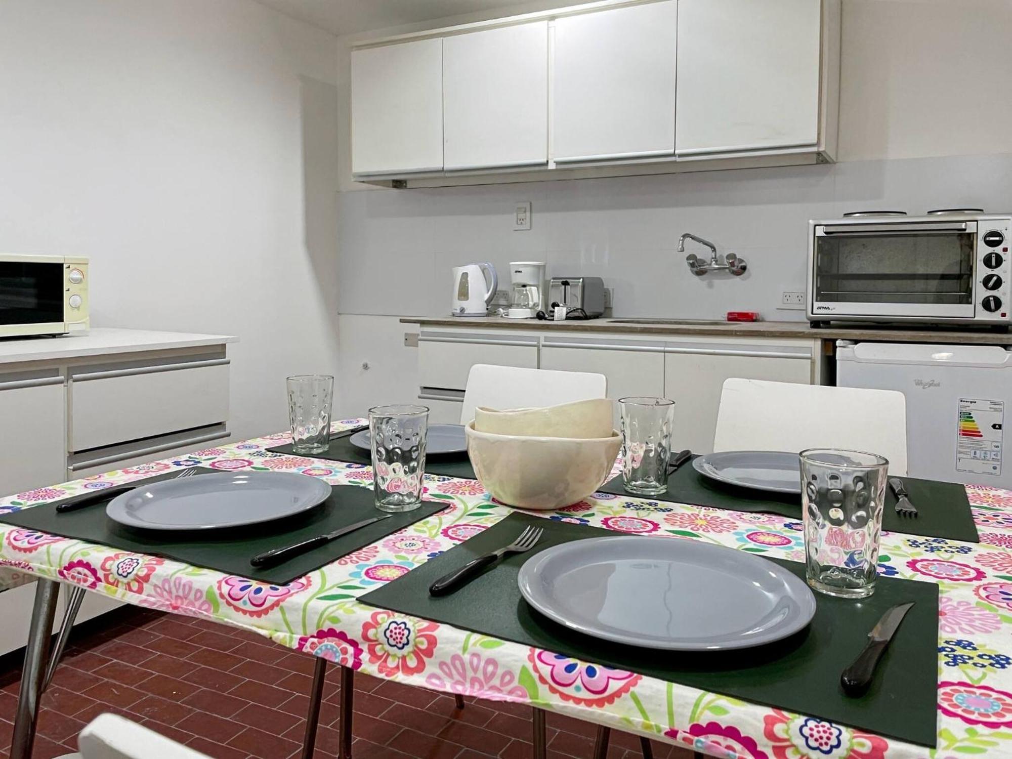 In The Heart Of Steps From Mayo Avenue And Cafe Tortoni Apartamento