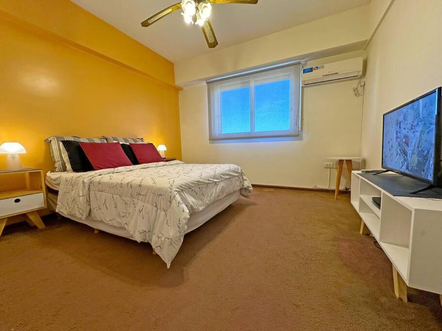 Calido Depto Para 3 Huespedes Crespo Apartamento *