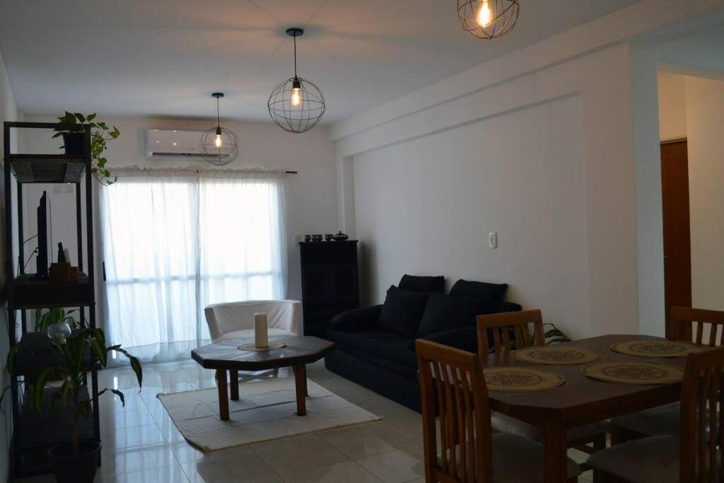 Espacioso 4 Personas Apartamento