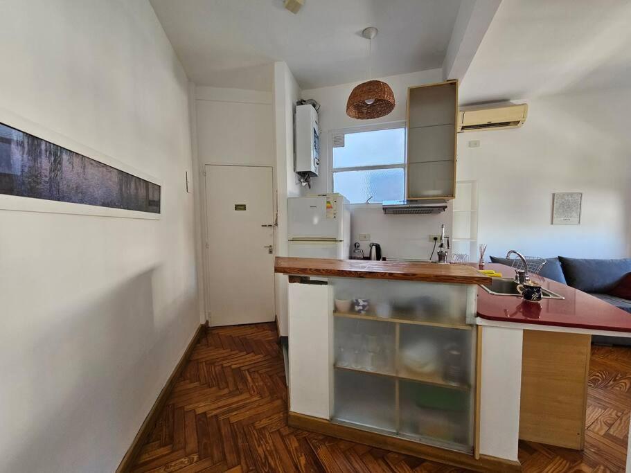 Apartamento 2 Amb Sobre Calle Corrientes Buenos Aires