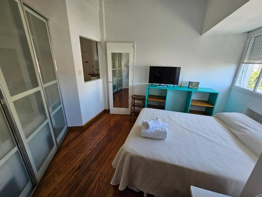Apartamento 2 Amb Sobre Calle Corrientes Buenos Aires