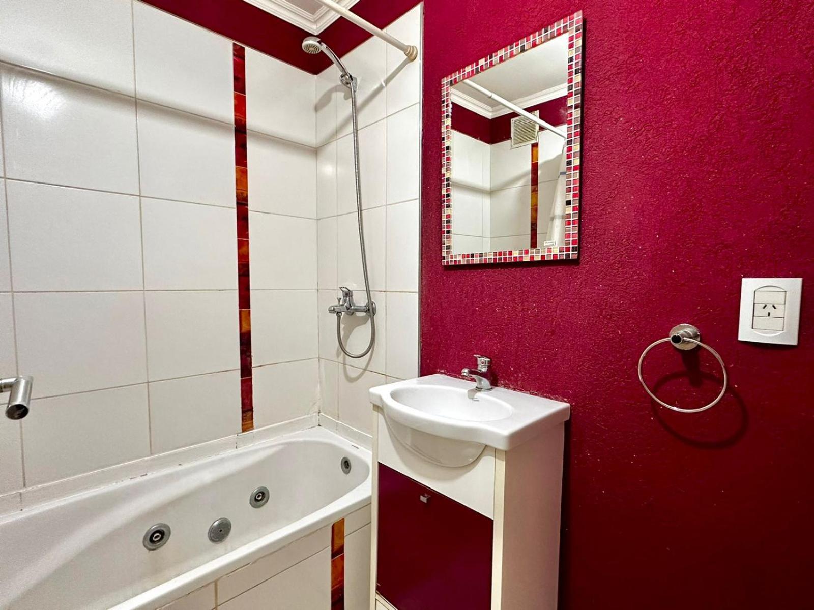 Departamento 4 En Monserrat * Ciudad Autónoma de Buenos Aires
