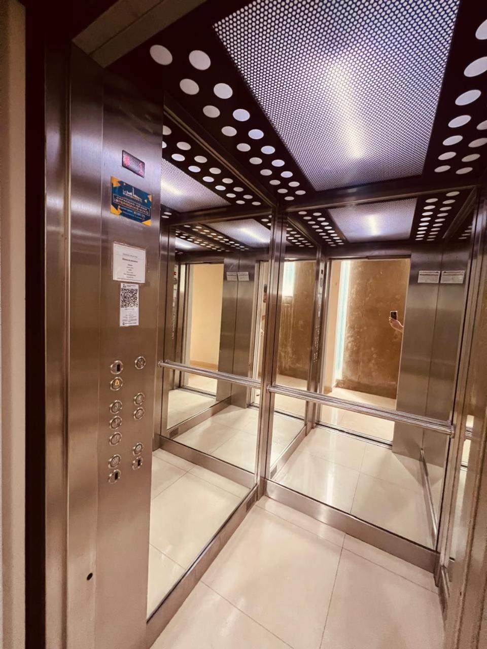 Apartamento Luminoso Y Comodo Departamento En La Mejor Zona De Palermo Sobre La Calle Araoz *