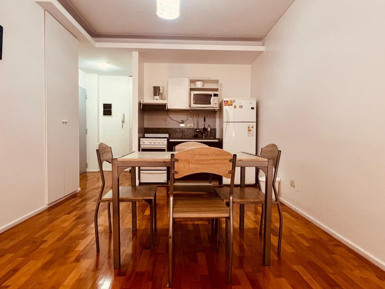 Apartamento Luminoso Y Comodo Departamento En La Mejor Zona De Palermo Sobre La Calle Araoz
