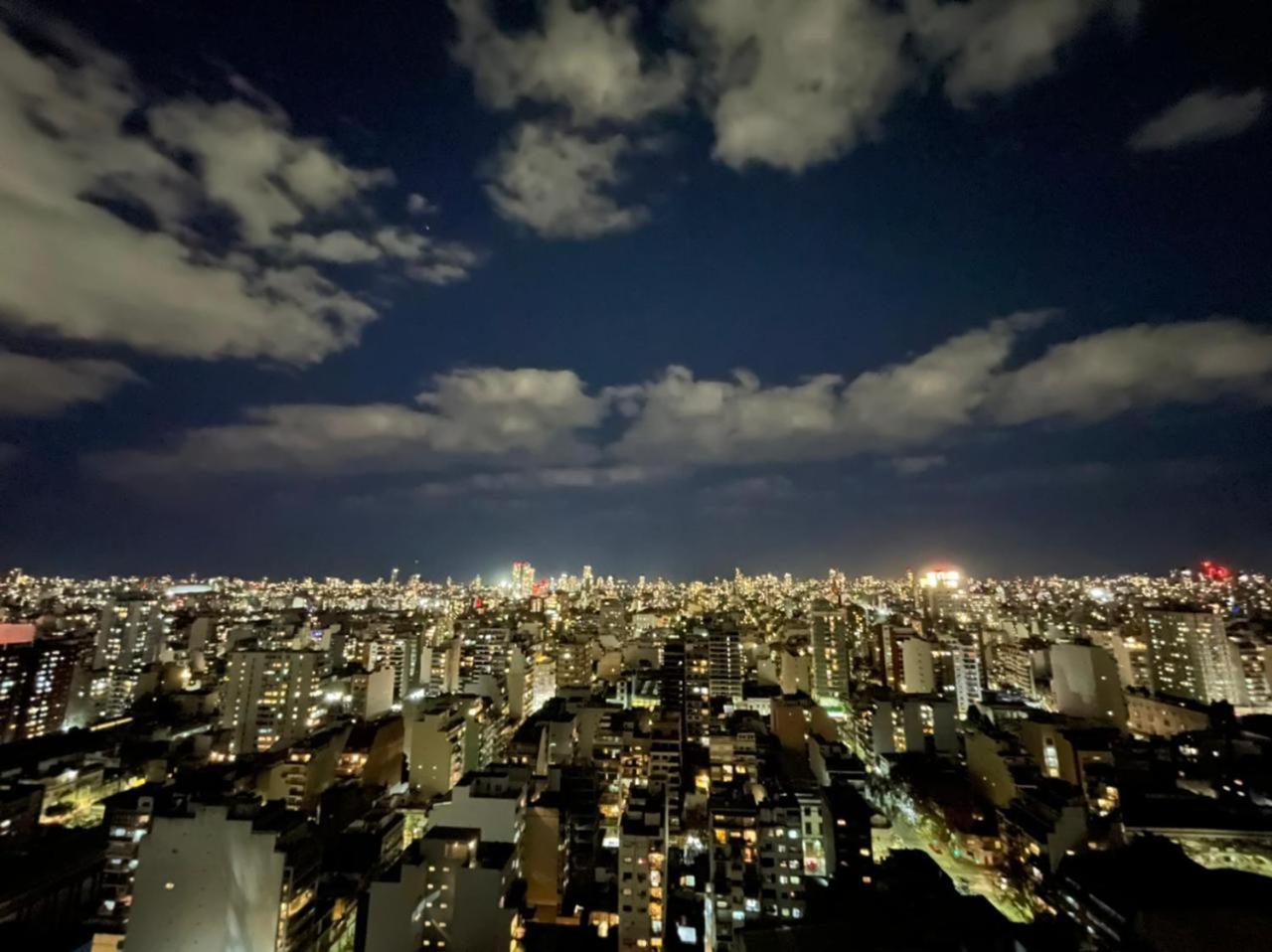 Apartamento Piso 25 Increíble Vista De Y El Río De La Plata *