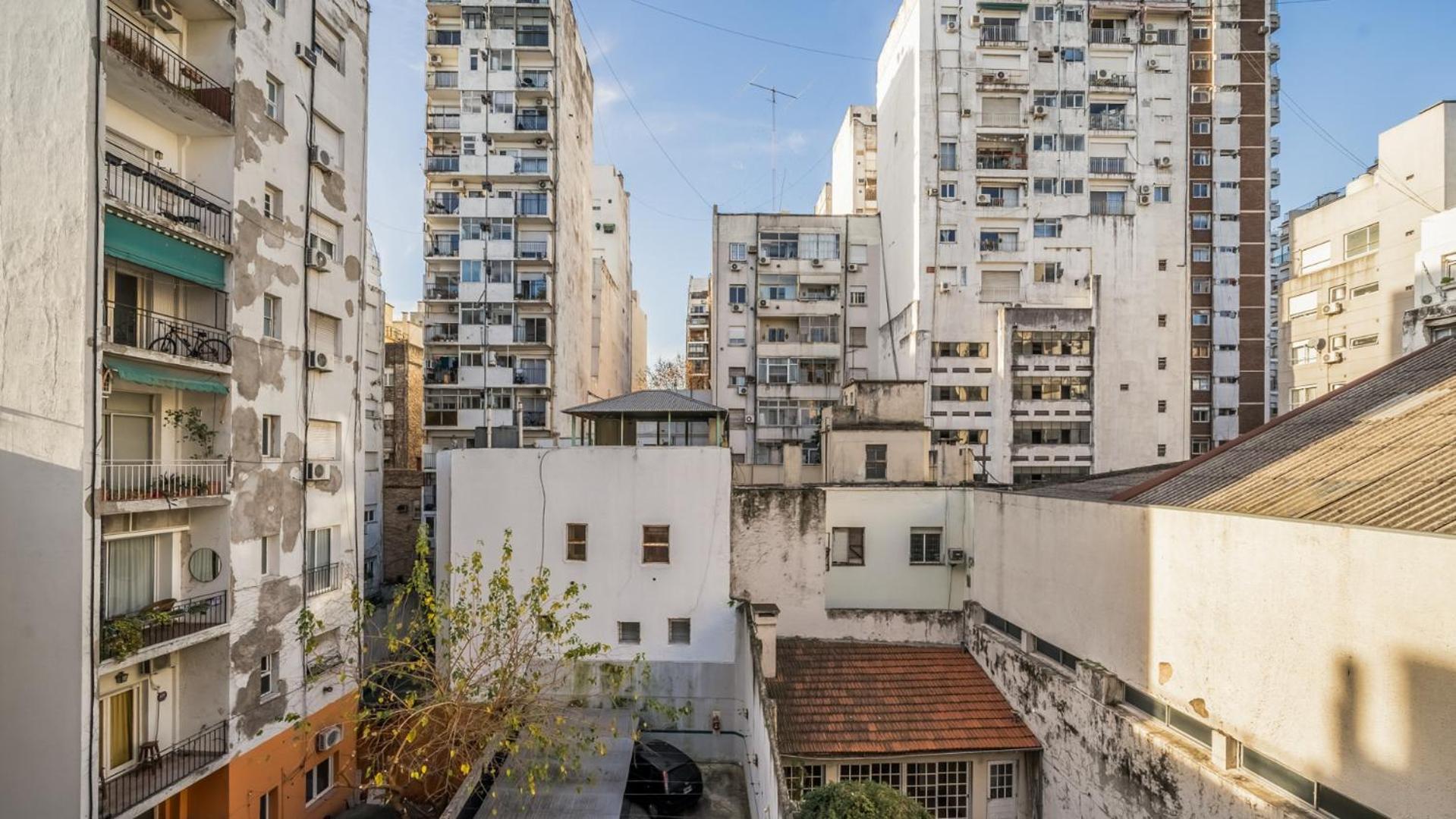 Luminoso Y Silencioso Recoleta Apartamento