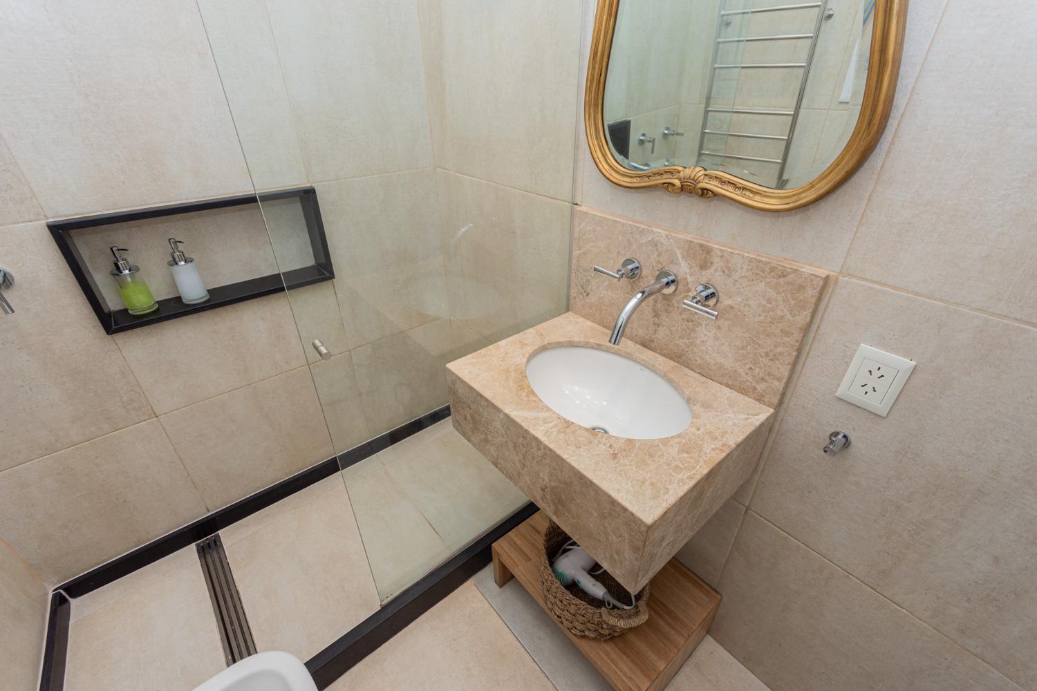Espectacular Departamento Estilo Frances En La Mejor Zona De Recoleta Sobre La Calle Arenales Buenos Aires