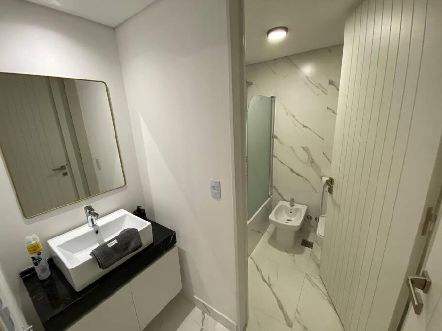 Lujoso Departmento Puerto Mader Con Cochera Apartamento *