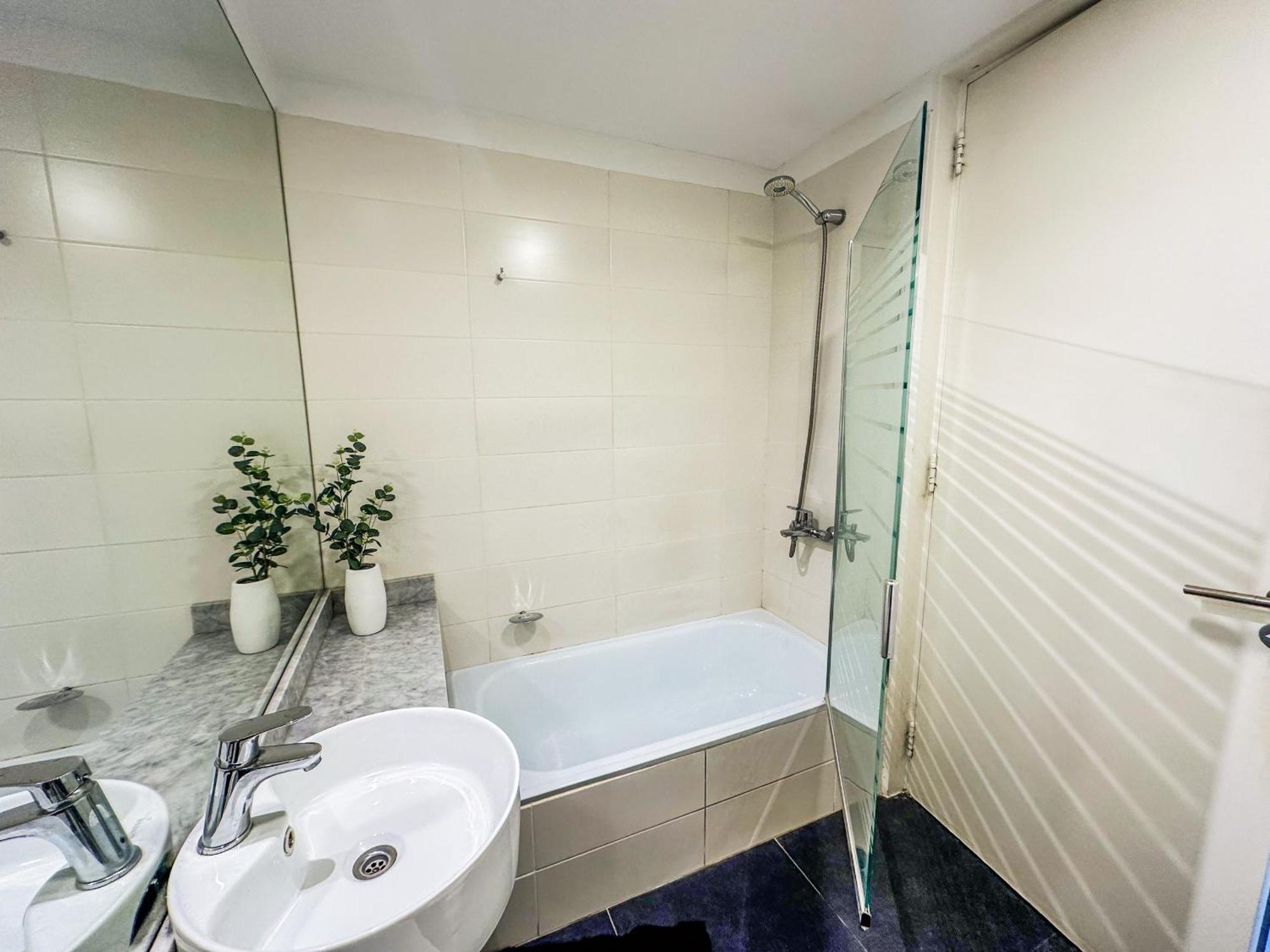 Rentup - Estilo Industrial Con Balcon Y Piscina En El Corazon De Palermo Apartamento *