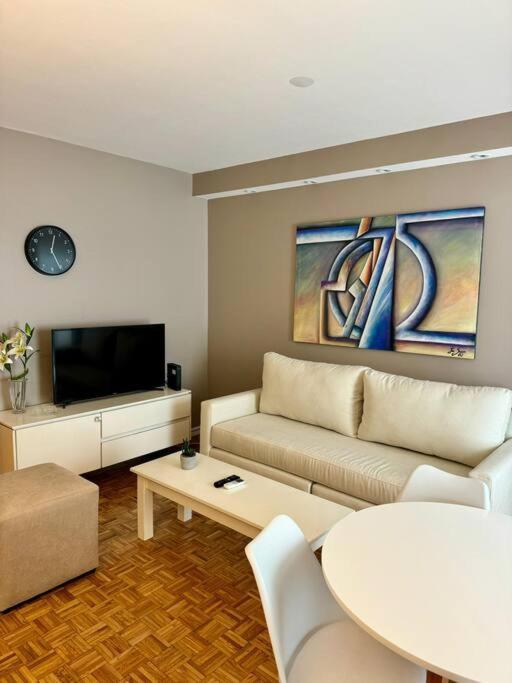Apartamento Amplio Departamento Nunez *