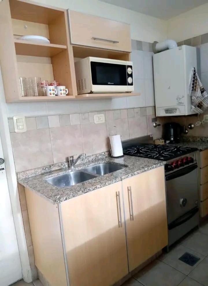 9 De Julio Avenue * Buenos Aires
