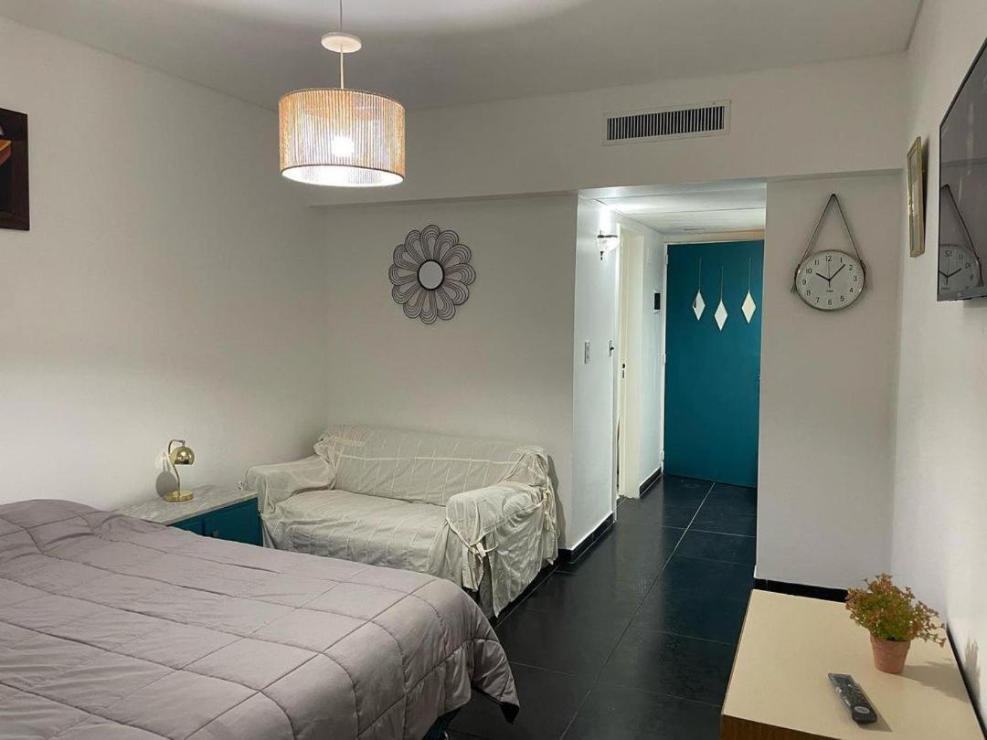 Apartamento Departamento Para Tres Personas En Microcentro *