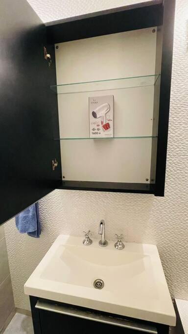 Apartamento Esmeralda Al 800, Super Ubicacion Centrico