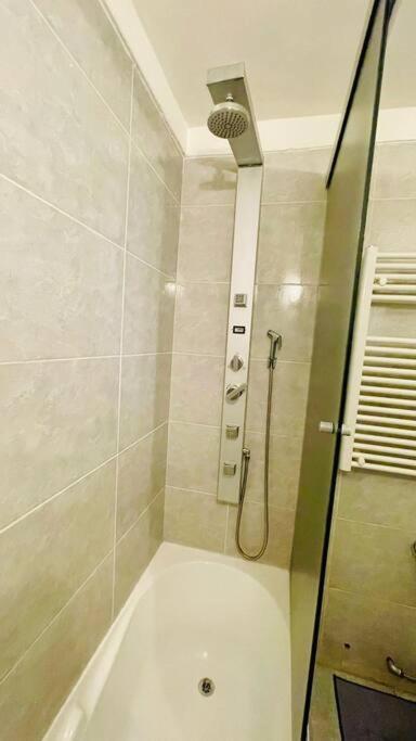 Esmeralda Al 800, Super Ubicacion Centrico Apartamento