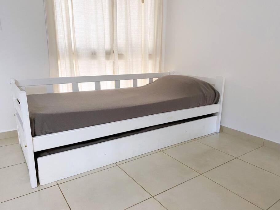 Amplio Studio, En Chacarita Apartamento *
