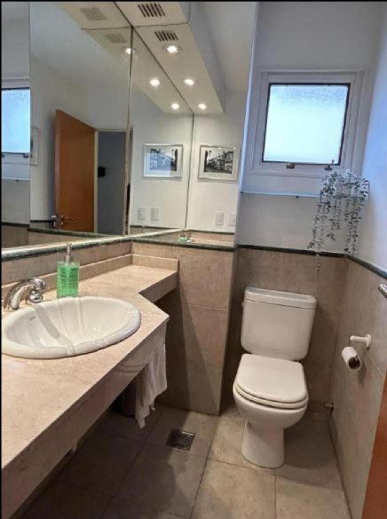 Agradable Recoleta Apartamento