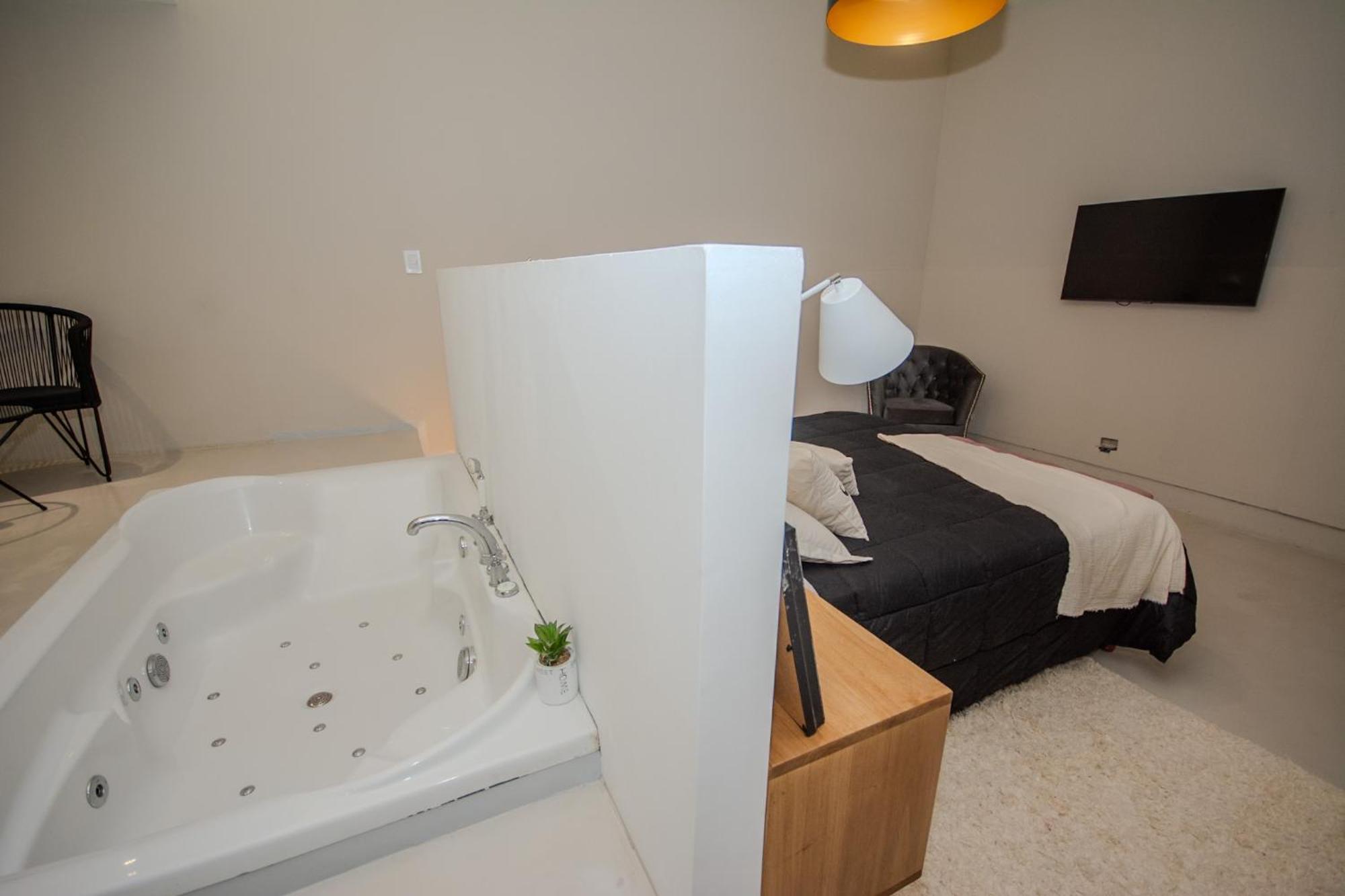 Amplio Con Jacuzzi Privado - Recoleta *
