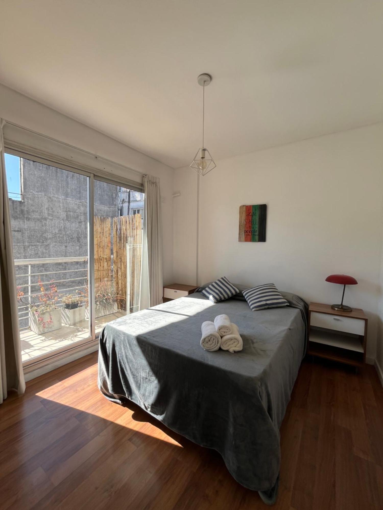 Apartamento Calido Y Luminoso Departamento En Palermo *