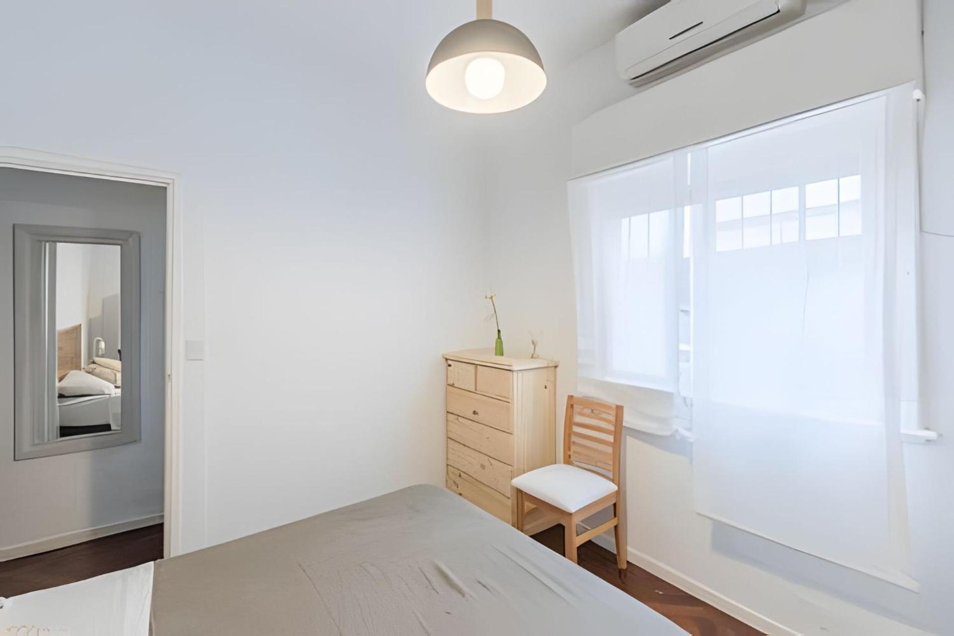 In La Boca, Popular & Artistic District Apartment *