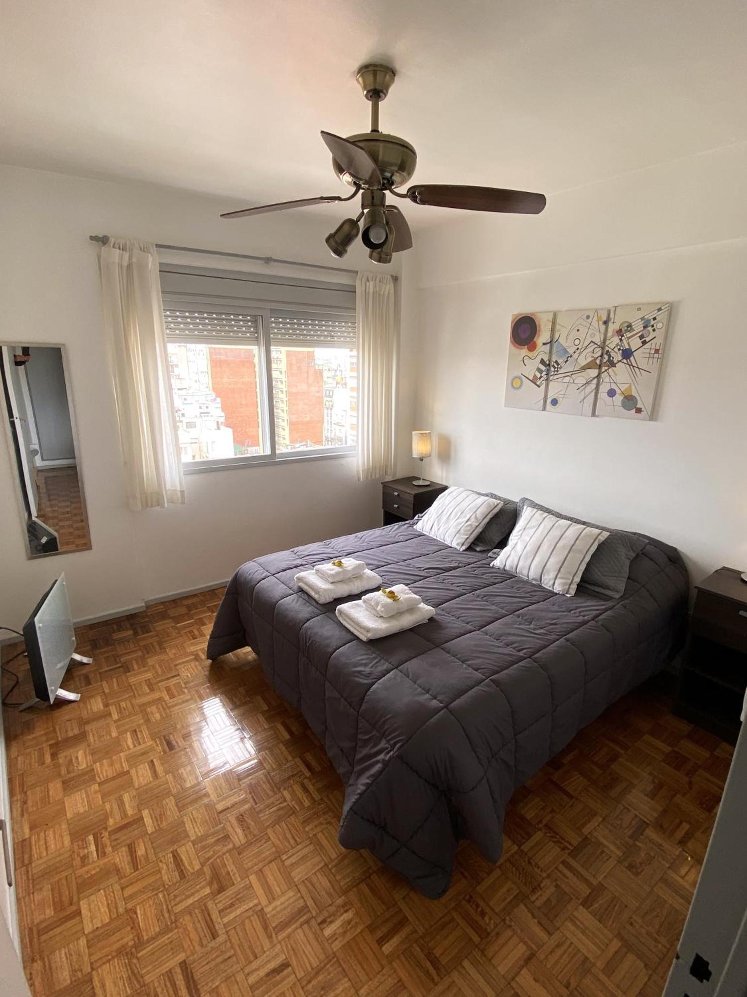 Apartamento Muy Buena Ubicacion. Luminoso Y Silencioso *