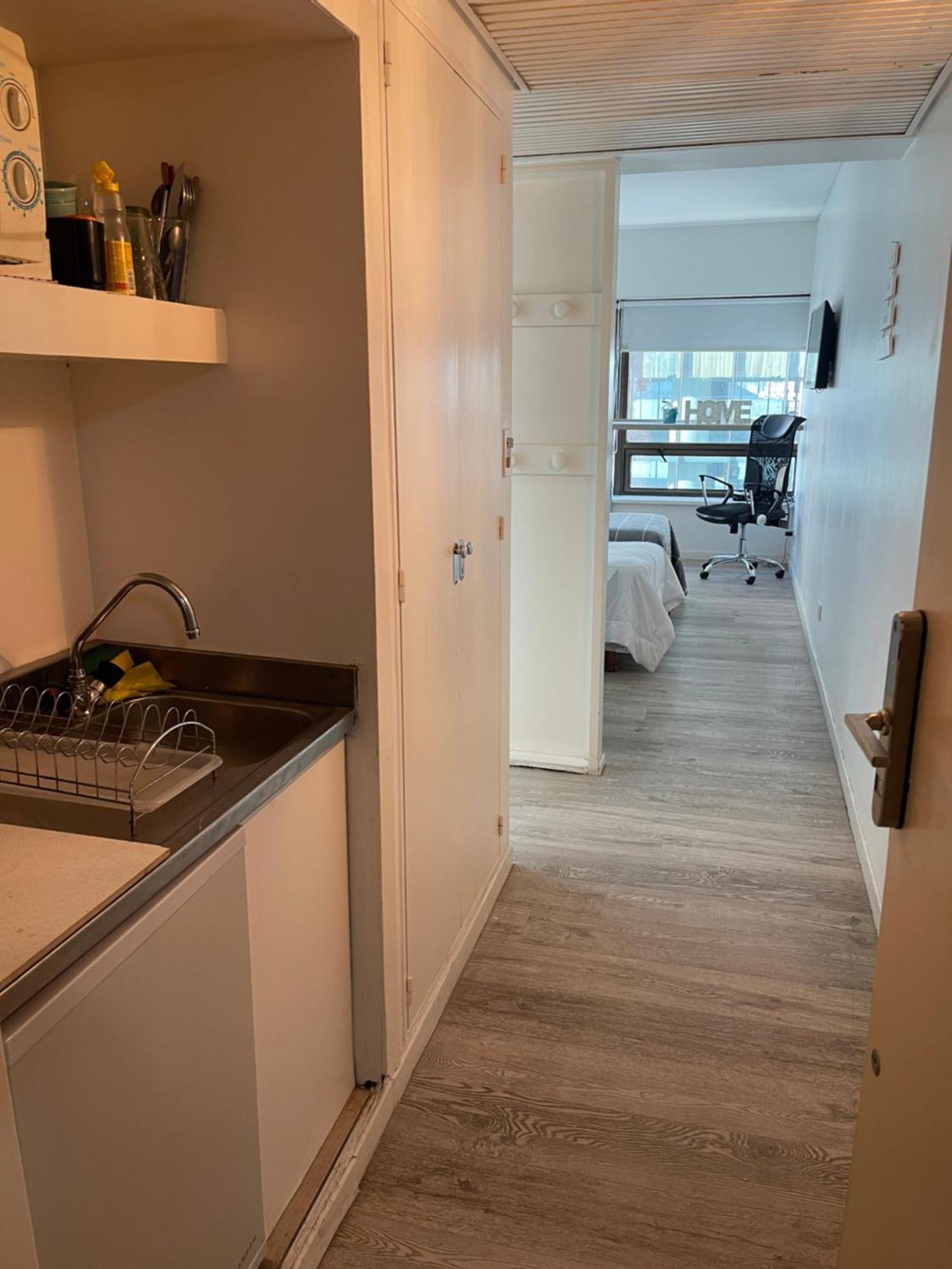Corrientes 1606 Apartamento *