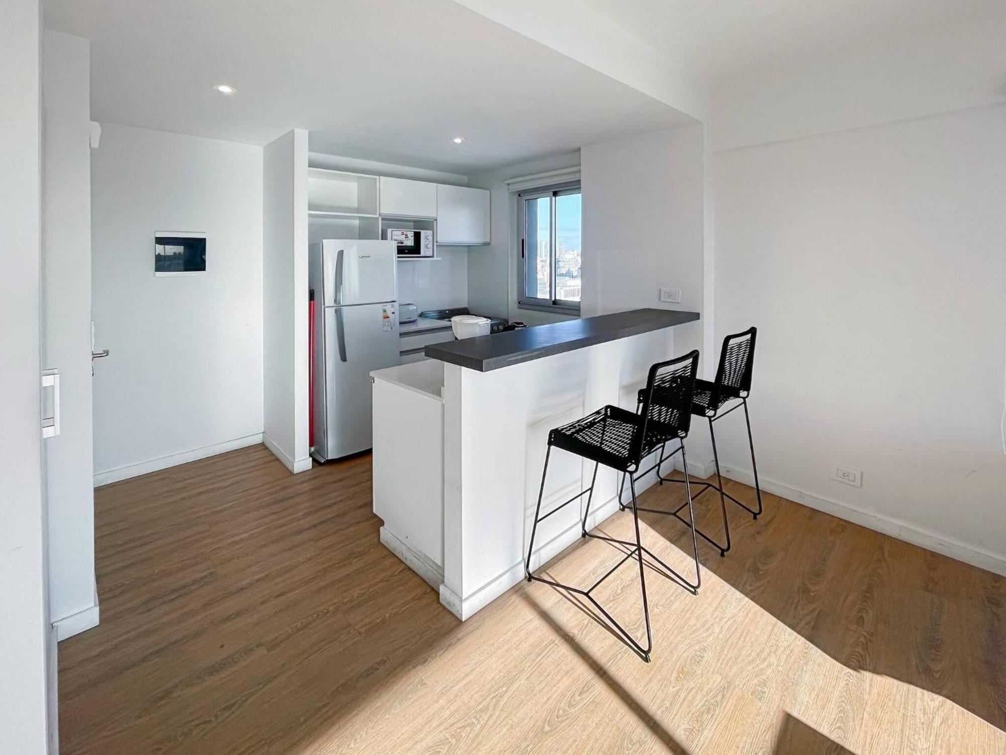One-bedroom In Recoleta With Panoramic Views