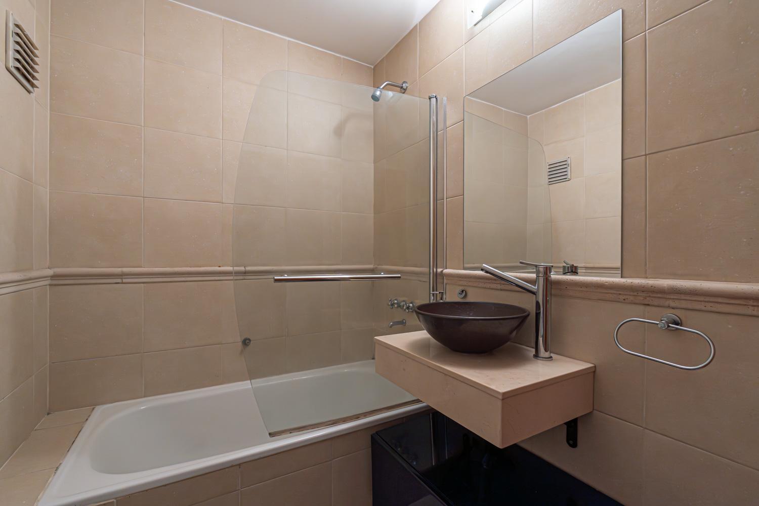 Apartamento Hermoso Y Luminoso Departamento En La Mejor Zona De Nunez Sobre La Calle Arribenos *