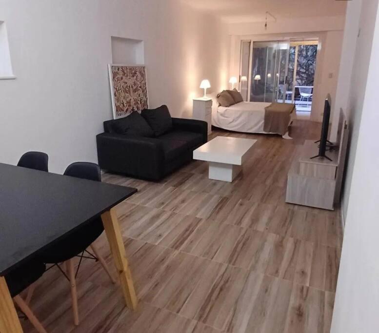 Apartamento Espacioso Y Moderno Departamento Con Patio *