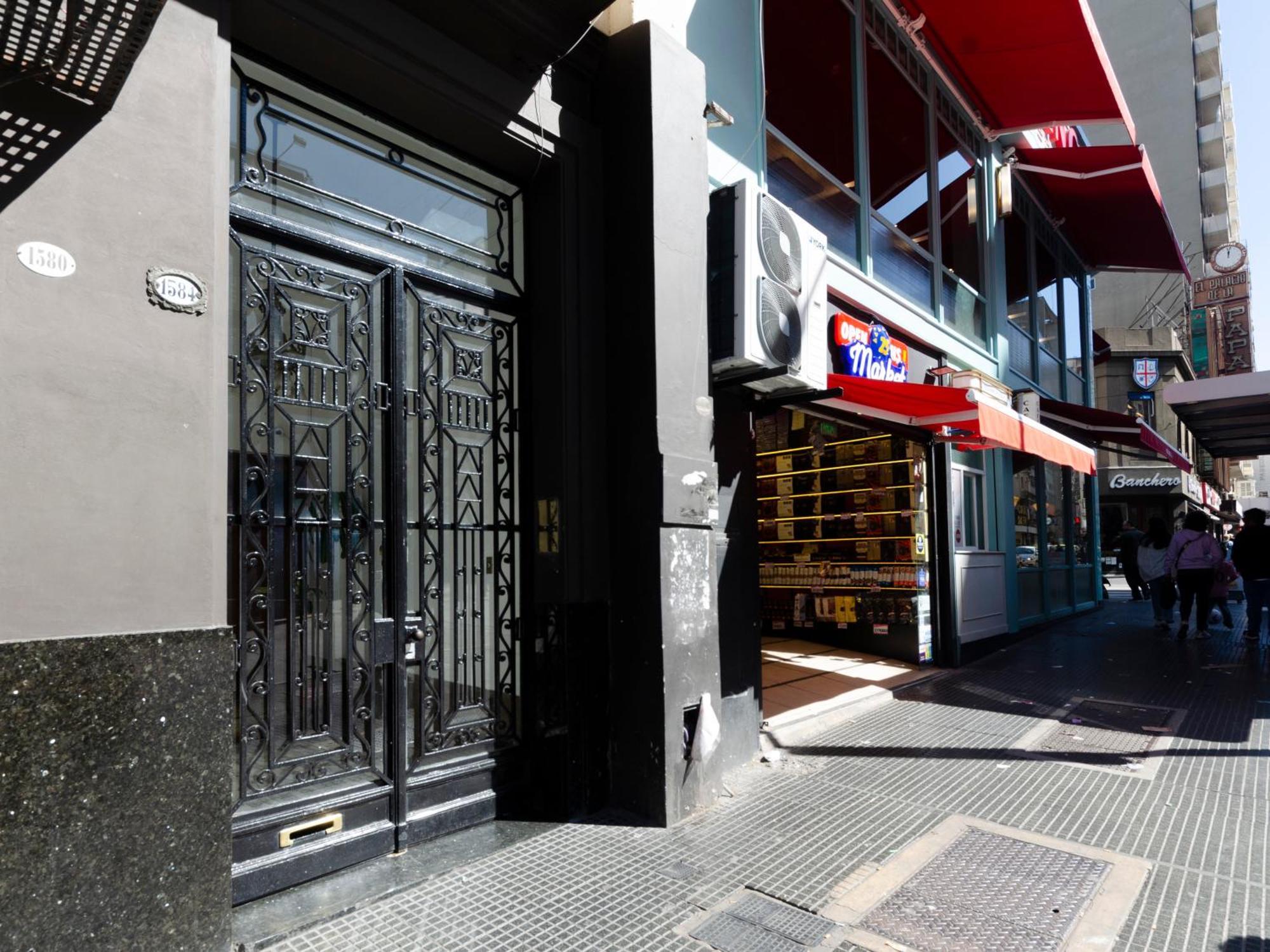 Apartment Nuoma Corrientes - 4 Guests - Location *