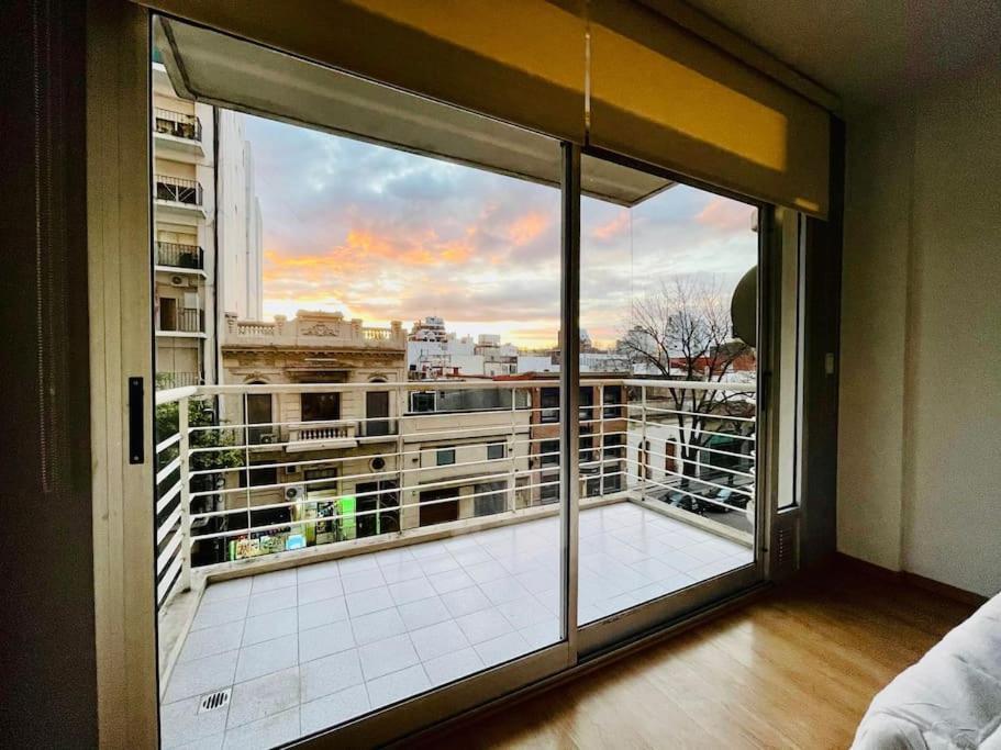 Acogedor Espacio En Palermo Con Balcon Y Vista *