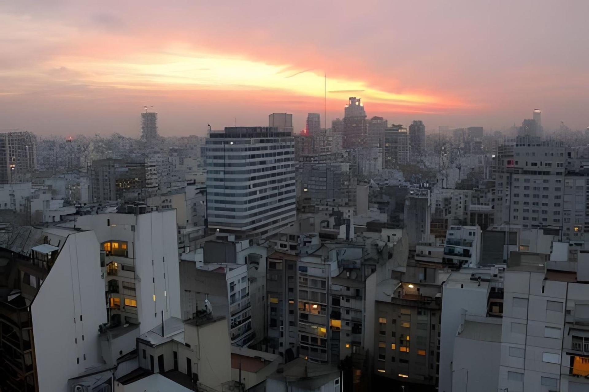 Espectacular Vista A La Ciudad Y Magico Atardecer! Apartamento *