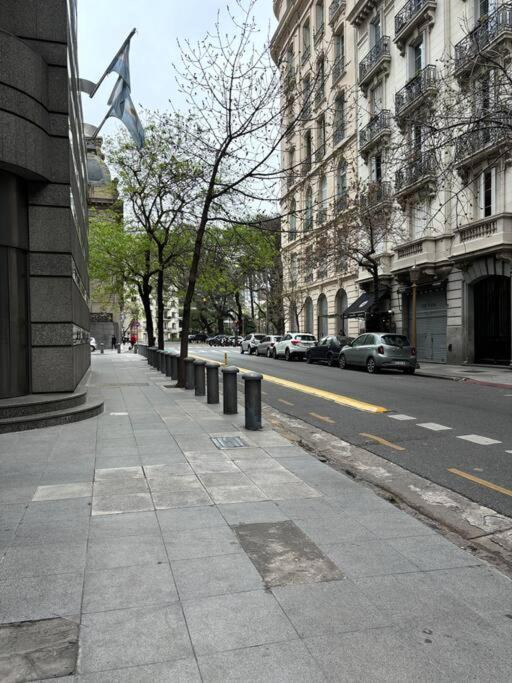 Elegante Y Amplio Departamento Ciudad Autónoma de Buenos Aires
