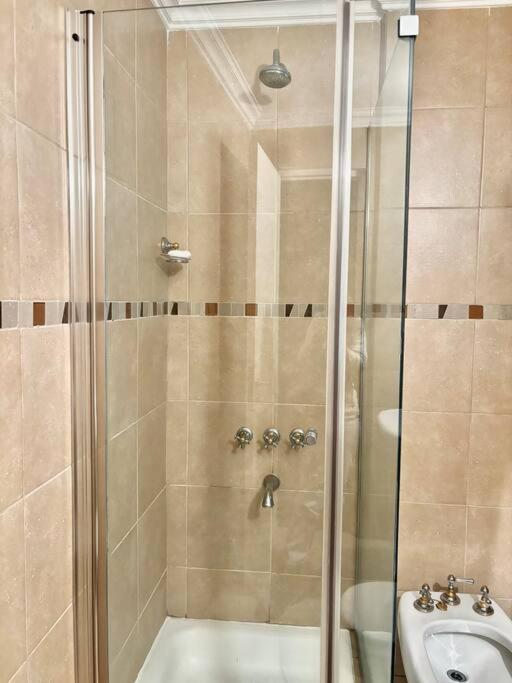 Apartamento Elegante Y Amplio Departamento