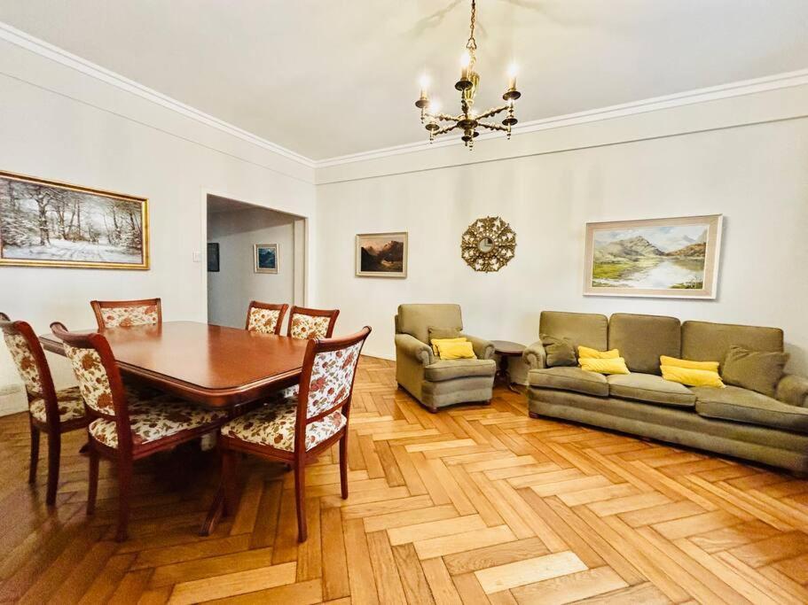 Elegante Y Amplio Departamento Apartamento Ciudad Autónoma de Buenos Aires