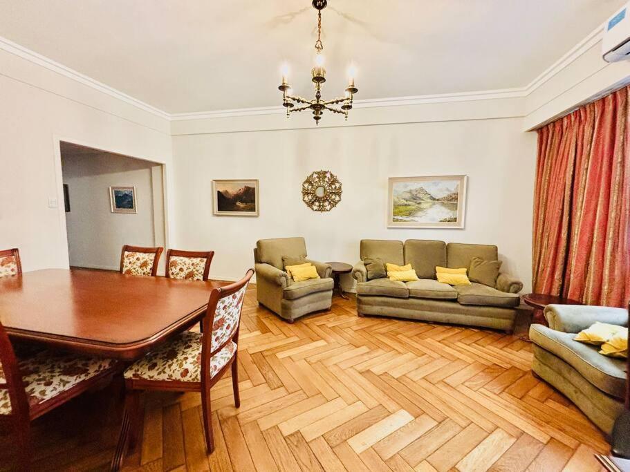 Elegante Y Amplio Departamento Ciudad Autónoma de Buenos Aires