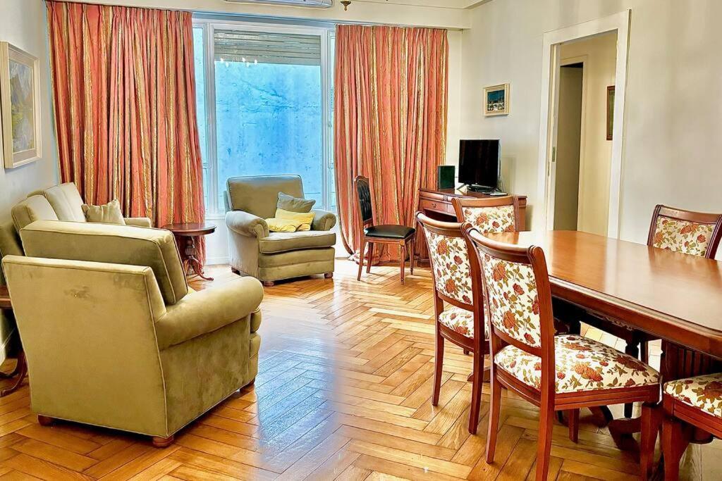 Elegante Y Amplio Departamento Apartamento